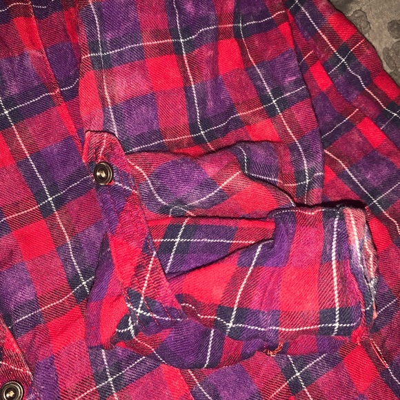 Maurice’s Flannel Top - Picture 5 of 7